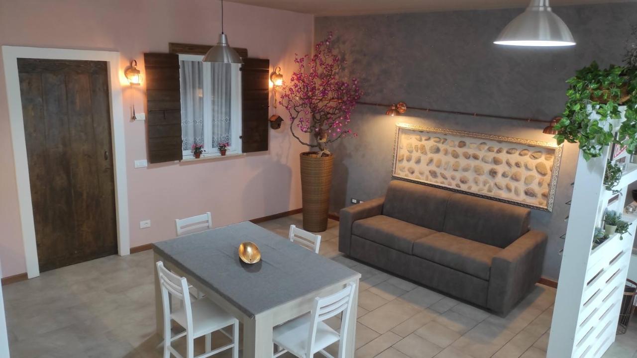 Appartamento Balcone Fiorito Fonzolo Exterior foto